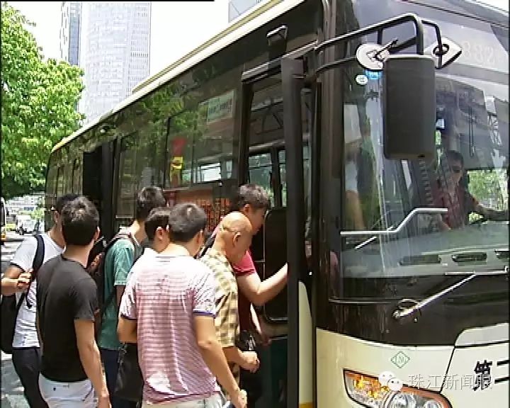 广州市老年人口_广州发布老年人口和老龄事业数据 平均每十个老年人就有一个(2)